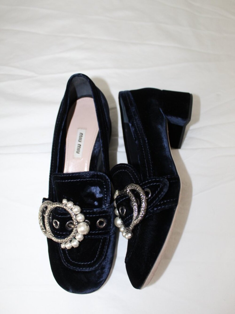 MIU MIU Embellished Faux Pearl Velvet Loafers Slip Ons Pumps Blue Chunk Heel 40